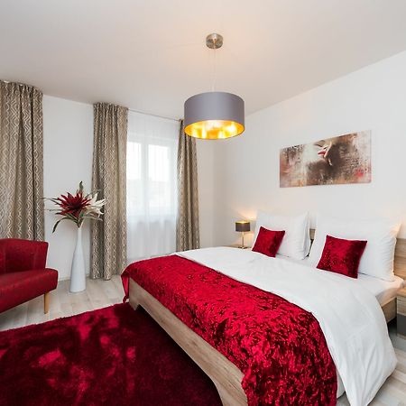 Apartment Sokolska Прага Екстер'єр фото