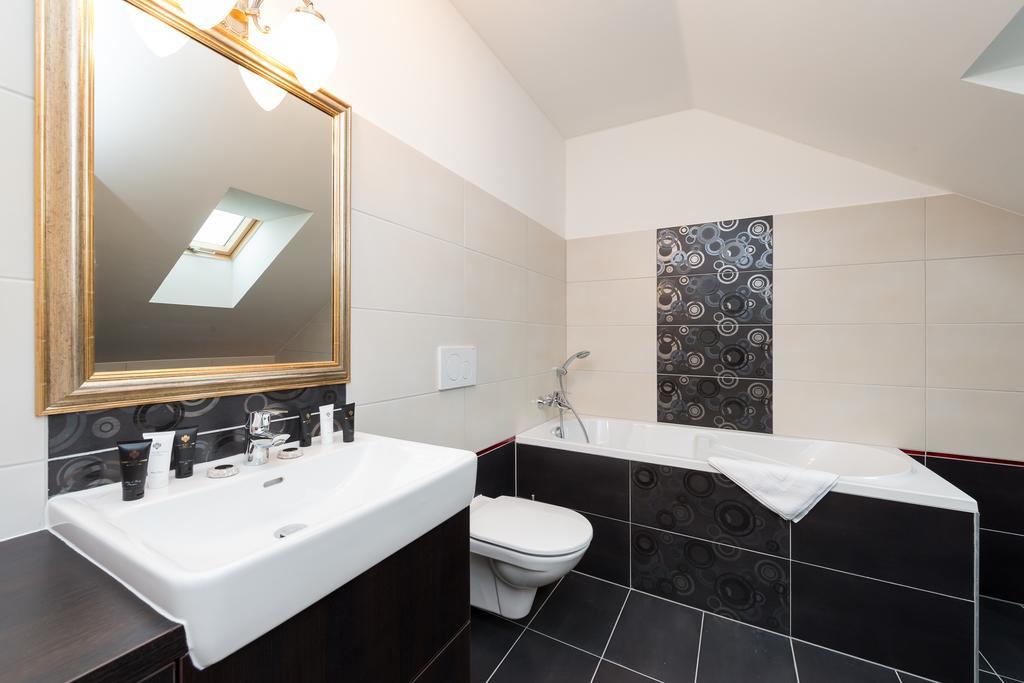 Apartment Sokolska Прага Екстер'єр фото