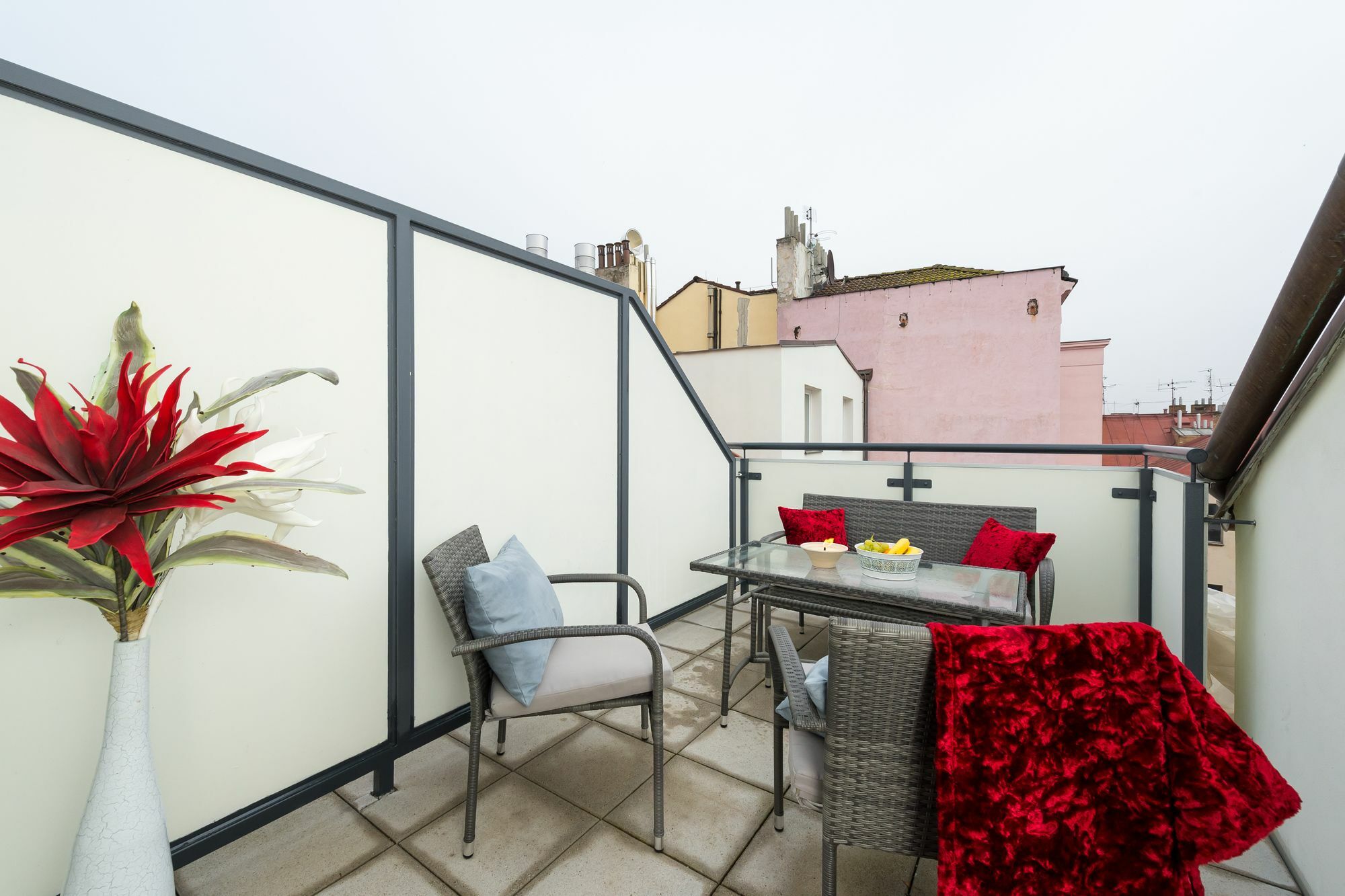 Apartment Sokolska Прага Екстер'єр фото